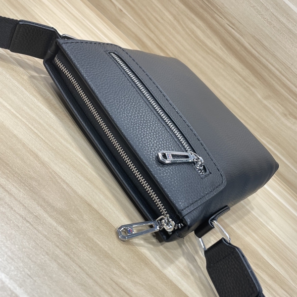 スーパーコピーブランドバッグ内部構造